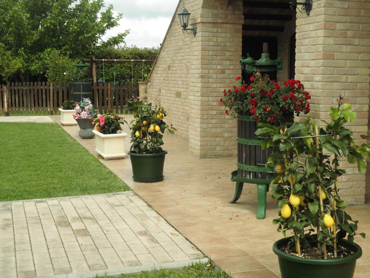 Il Casale Della Fornace Bed & Breakfast Bastia Umbra Exterior photo
